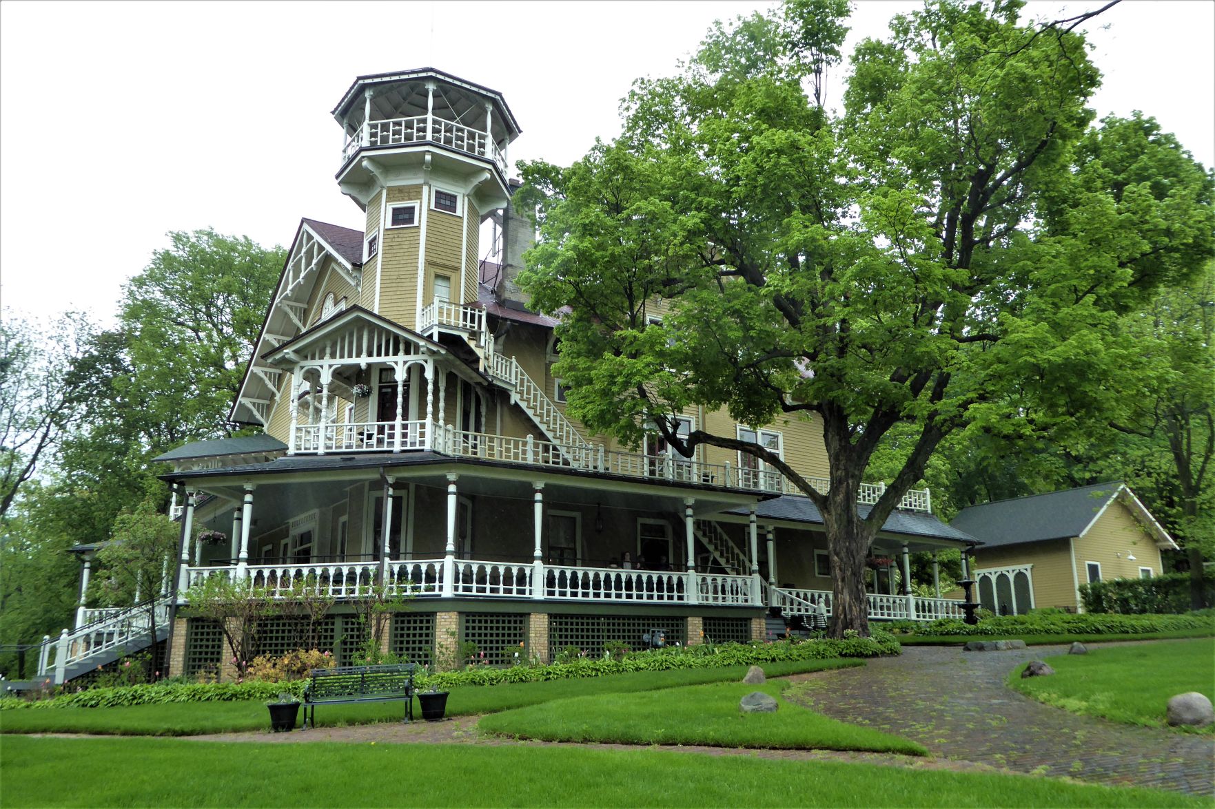Black Point Estate